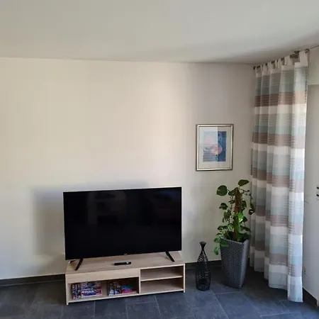 Elha's * غلادبك